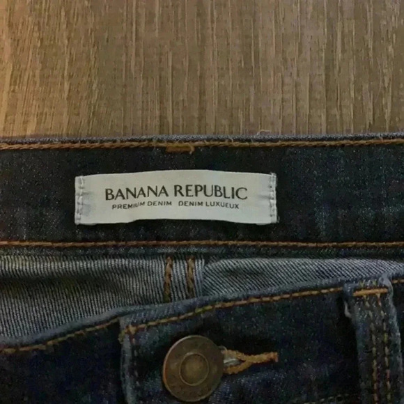 Banana Republic premium Denim, dark wash.  Size 26‎ skinny. - Picture 3 of 7
